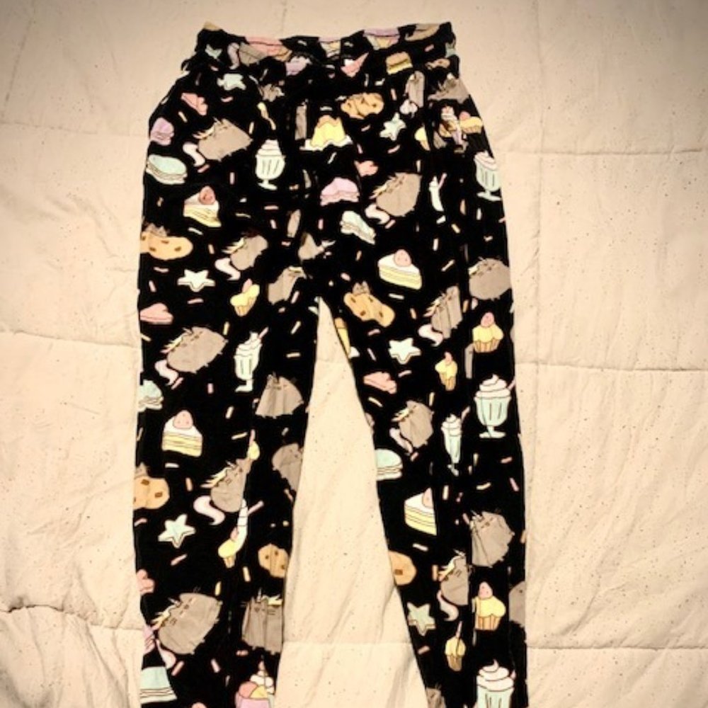 H&M Pusheen Cat Pastel Rainbow Jogger Lounge Pants